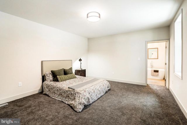 206 MOULSTOWN RD, Abbottstown, PA 17301