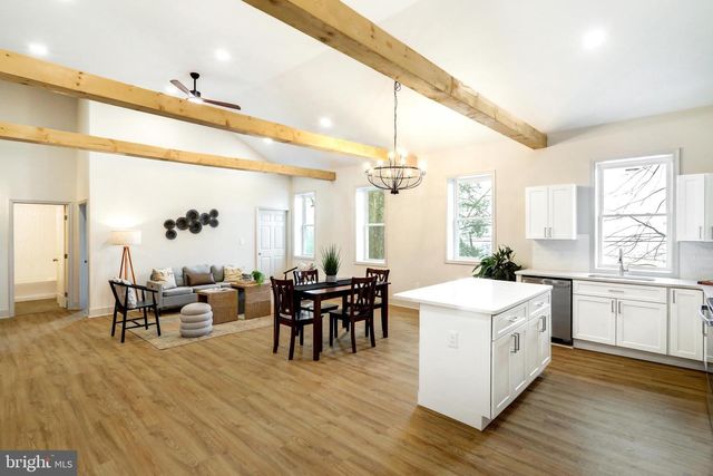 206 MOULSTOWN RD, Abbottstown, PA 17301