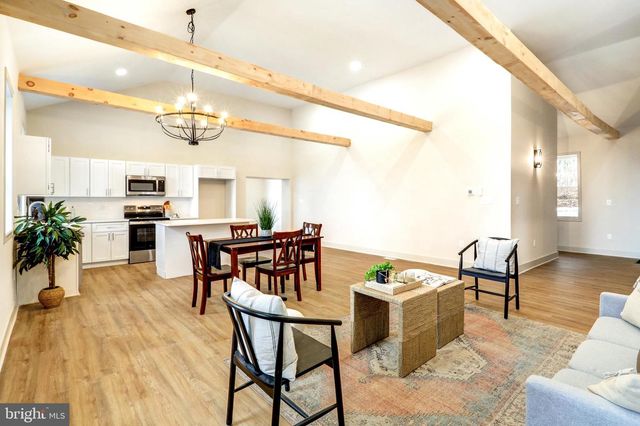 206 MOULSTOWN RD, Abbottstown, PA 17301