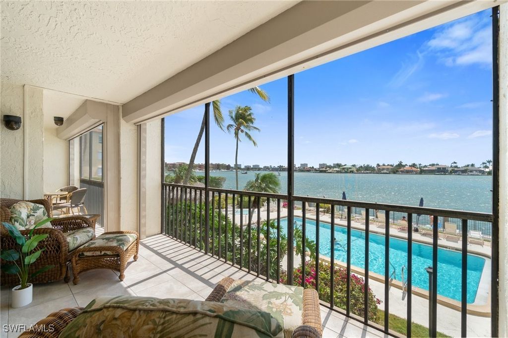 838 W Elkcam CIR 208, Marco Island, FL 34145