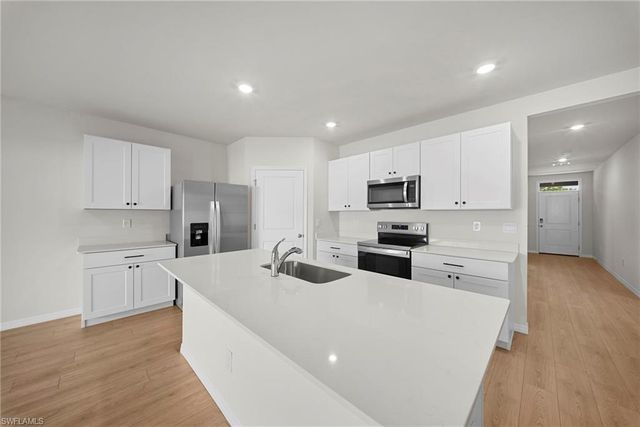 4080 peaceful river LN, Fort Myers, FL 33905