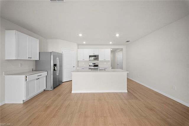 4080 peaceful river LN, Fort Myers, FL 33905