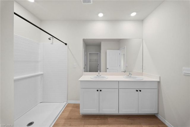 4080 peaceful river LN, Fort Myers, FL 33905