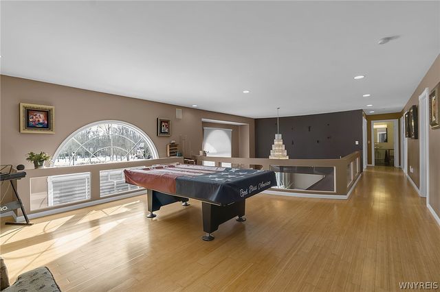 11 Hemlock Drive, Grand Island, NY 14072