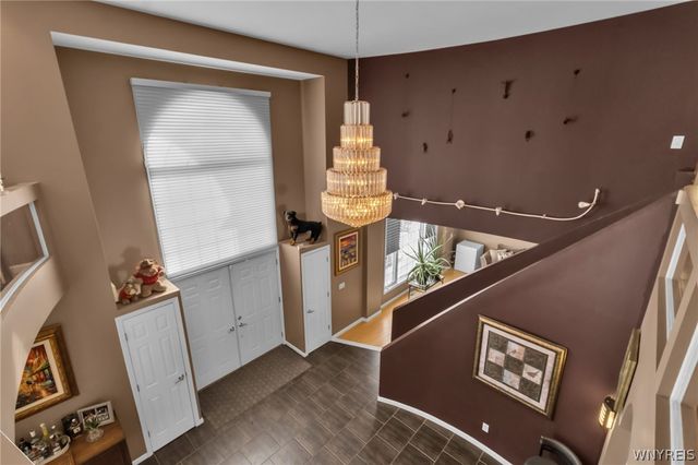 11 Hemlock Drive, Grand Island, NY 14072