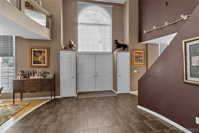 11 Hemlock Drive, Grand Island, NY 14072