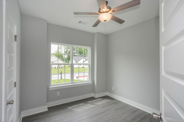 340 Fieldstone Ln, Springfield, TN 37172