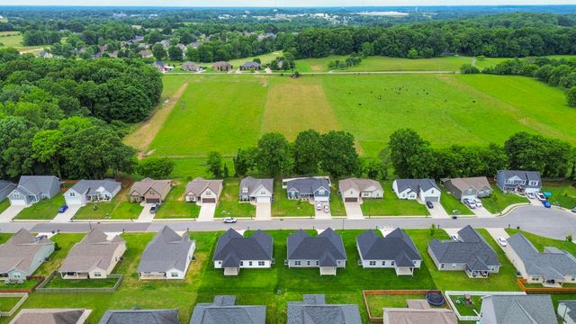 340 Fieldstone Ln, Springfield, TN 37172