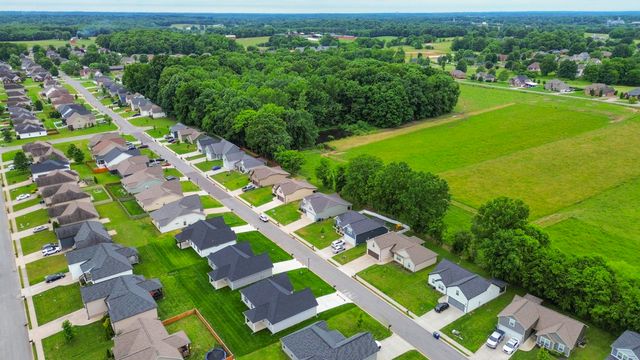 340 Fieldstone Ln, Springfield, TN 37172