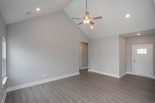 340 Fieldstone Ln, Springfield, TN 37172