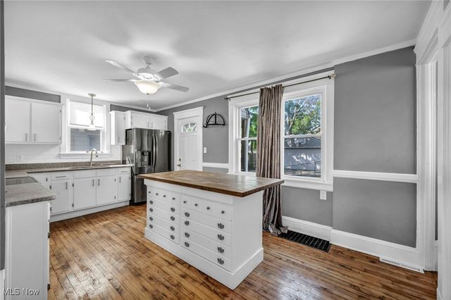 2222 Woodward Avenue, Lakewood, OH 44107