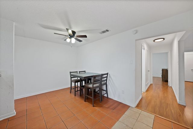 1402 S Carrier Parkway 110, Grand Prairie, TX 75051