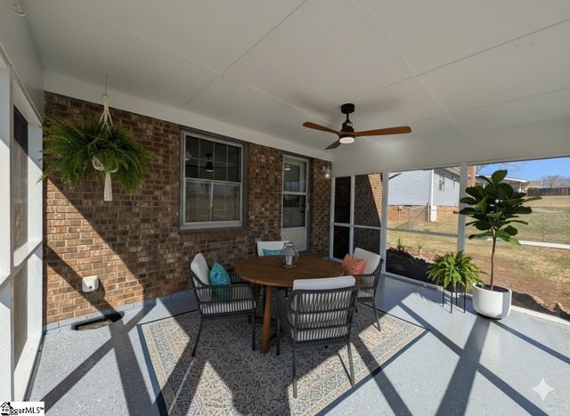 207 Old Salem Road, Moore, SC 29369