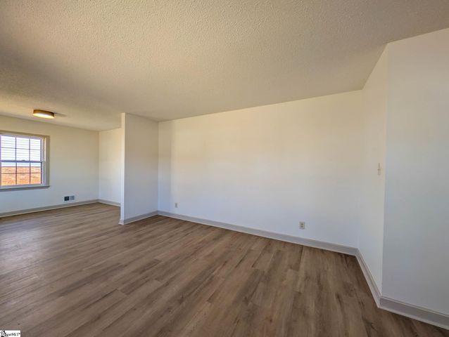 207 Old Salem Road, Moore, SC 29369