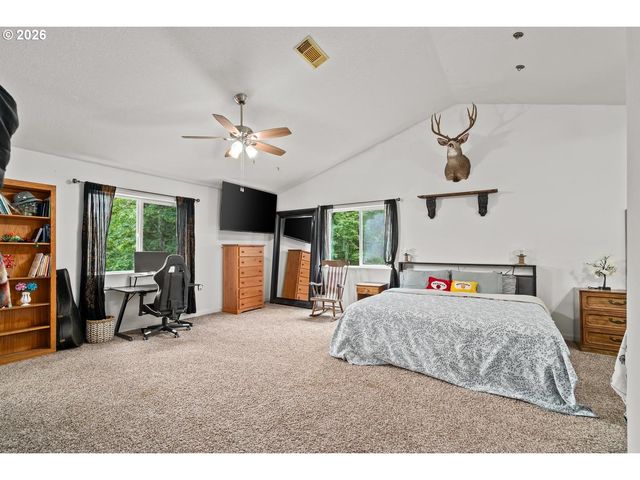 32171 BISHOP Rd, Rainier, OR 97048