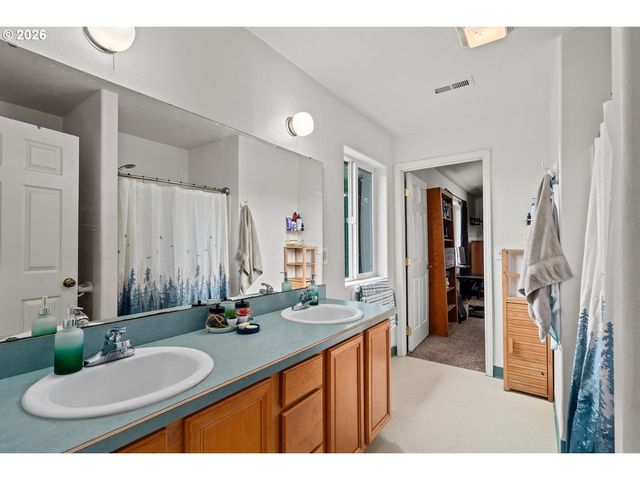 32171 BISHOP Rd, Rainier, OR 97048