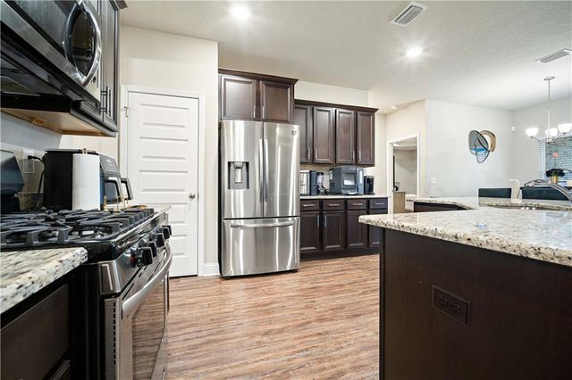 2414 Clairmont W Drive, Semmes, AL 36575