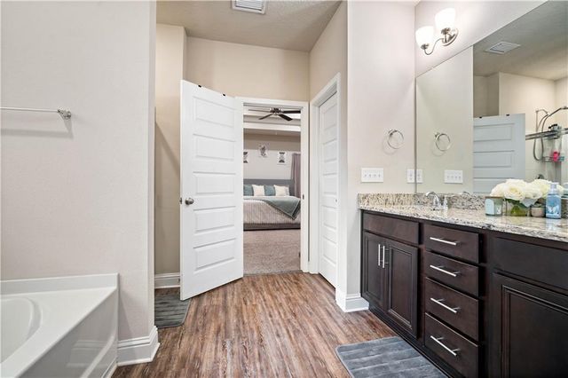 2414 Clairmont W Drive, Semmes, AL 36575