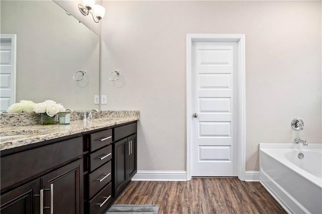 2414 Clairmont W Drive, Semmes, AL 36575