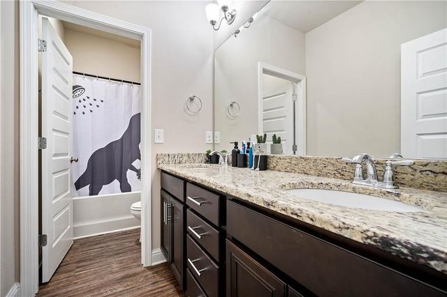 2414 Clairmont W Drive, Semmes, AL 36575