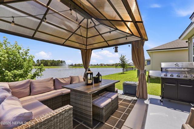 12577 RUSSIAN OLIVE Road, Jacksonville, FL 32218