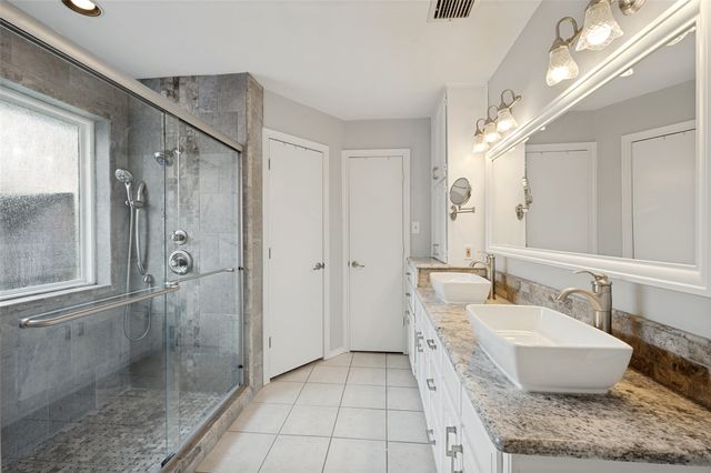 230 Ridgebriar Drive, Double Oak, TX 75077