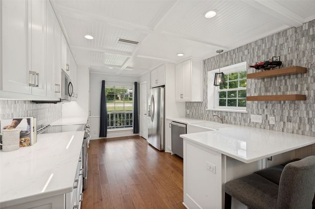 230 Ridgebriar Drive, Double Oak, TX 75077