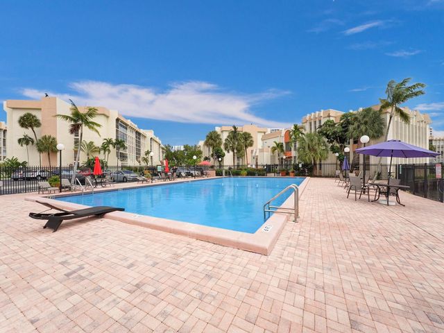 801 THREE ISLANDS Boulevard 214, Hallandale Beach, FL 33009