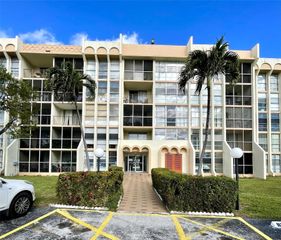 801 THREE ISLANDS Boulevard 214, Hallandale Beach, FL 33009