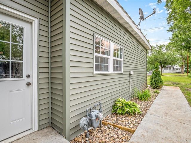 1338 McKinley Avenue, Beloit, WI 53511