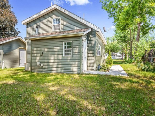 1338 McKinley Avenue, Beloit, WI 53511
