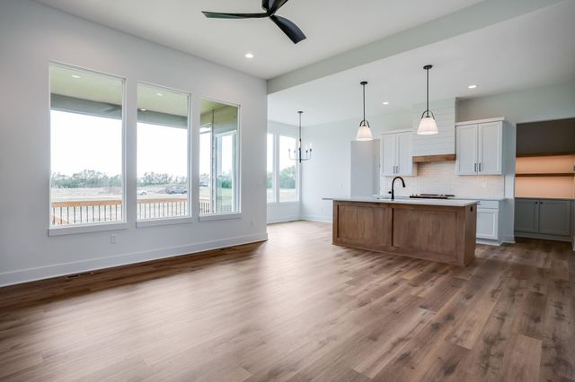 3437 S Linden, Wichita, KS 67210