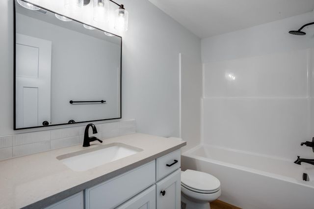 3437 S Linden, Wichita, KS 67210