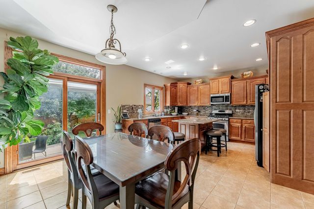 5207 Warren Avenue, Hillside, IL 60162