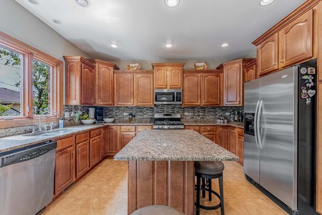5207 Warren Avenue, Hillside, IL 60162