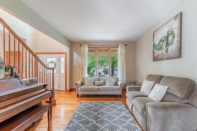 5207 Warren Avenue, Hillside, IL 60162
