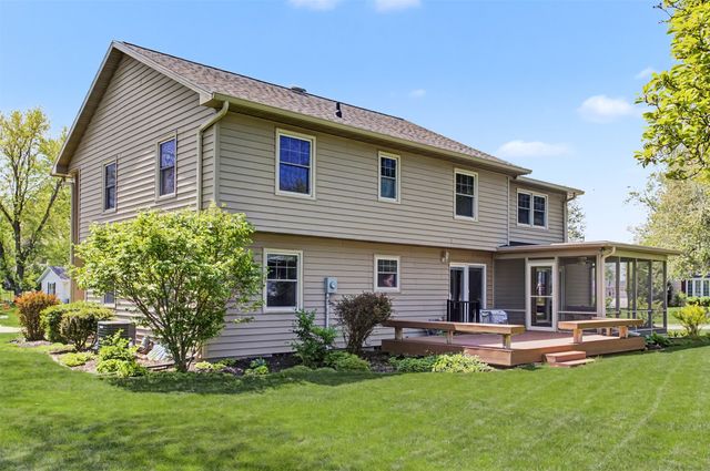 1419 McKinley Drive, Ames, IA 50010