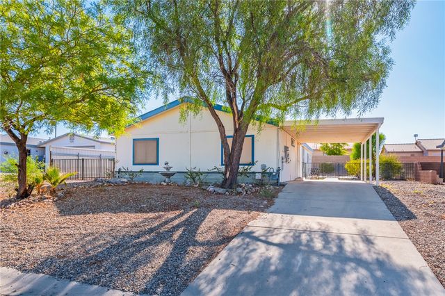 4396 S Amanda Avenue, Fort Mohave, AZ 86426