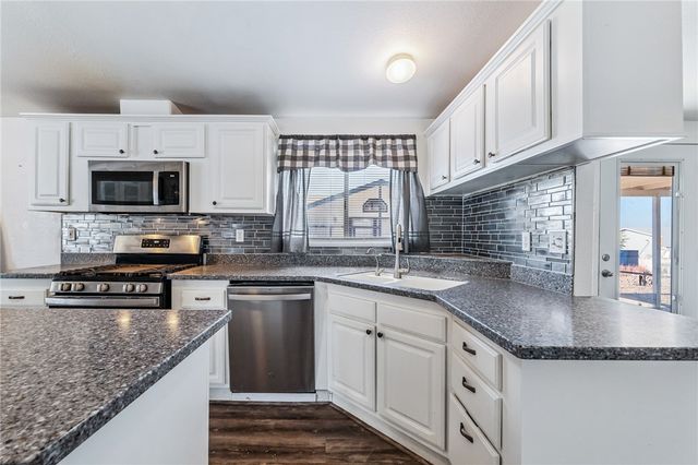 4396 S Amanda Avenue, Fort Mohave, AZ 86426