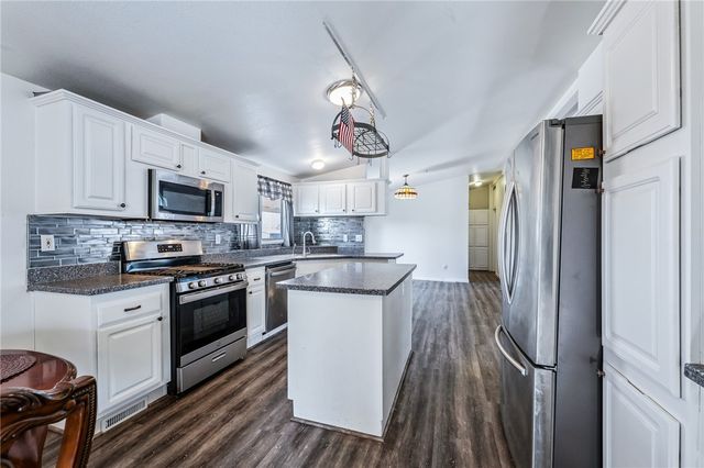 4396 S Amanda Avenue, Fort Mohave, AZ 86426