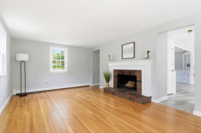 70 Century Road, Weymouth, MA 02190