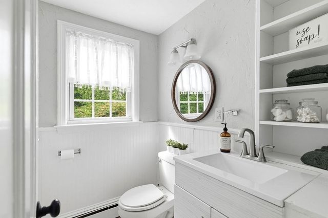 70 Century Road, Weymouth, MA 02190