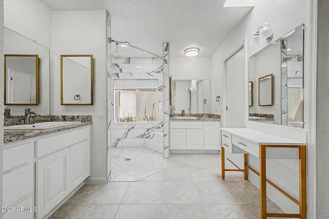 18017 N EVERSON Drive, Glendale, AZ 85308