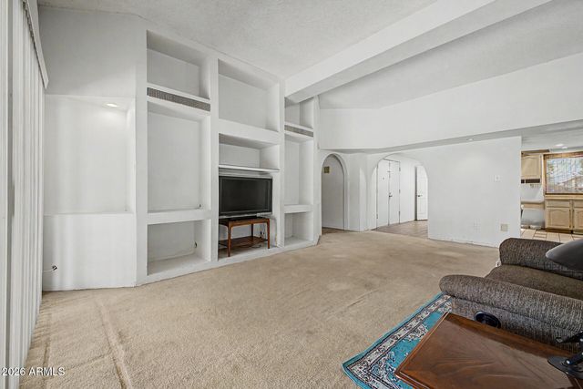 18017 N EVERSON Drive, Glendale, AZ 85308