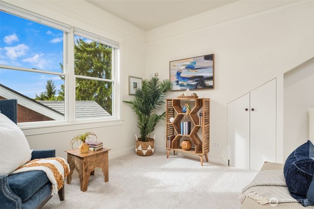 311 N 47th Street, Seattle, WA 98103