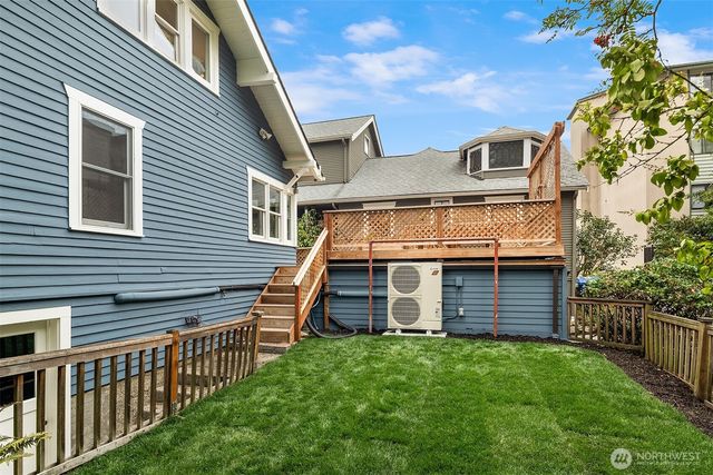 311 N 47th Street, Seattle, WA 98103