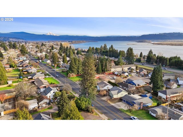 716 C St, Washougal, WA 98671