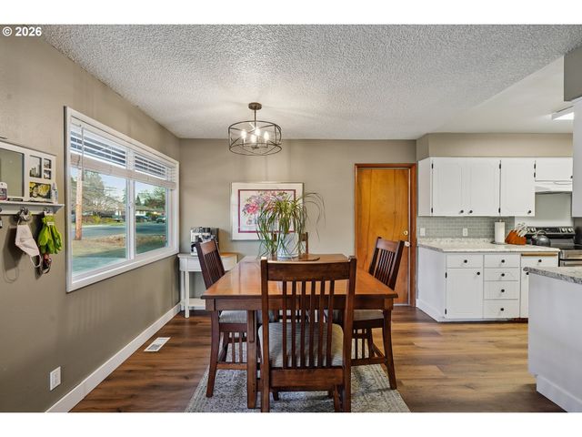 716 C St, Washougal, WA 98671