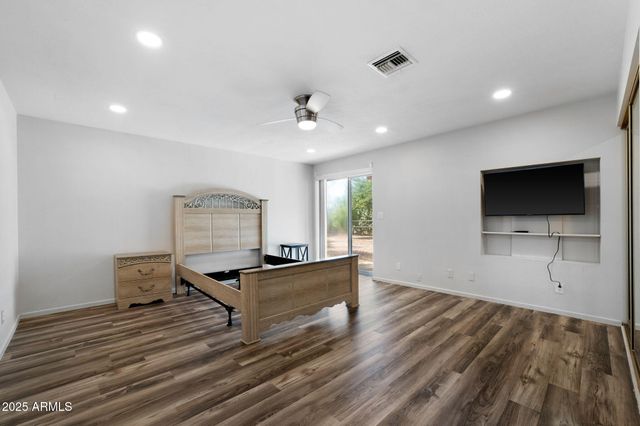 735 LEISURE WORLD --, Mesa, AZ 85206