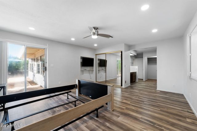 735 LEISURE WORLD --, Mesa, AZ 85206